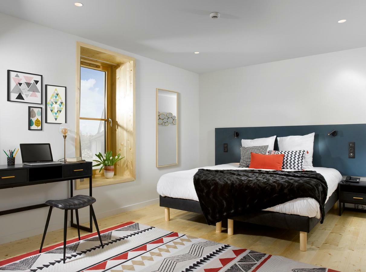 Hotel Au Petit Pont Ла Ванзно Екстериор снимка